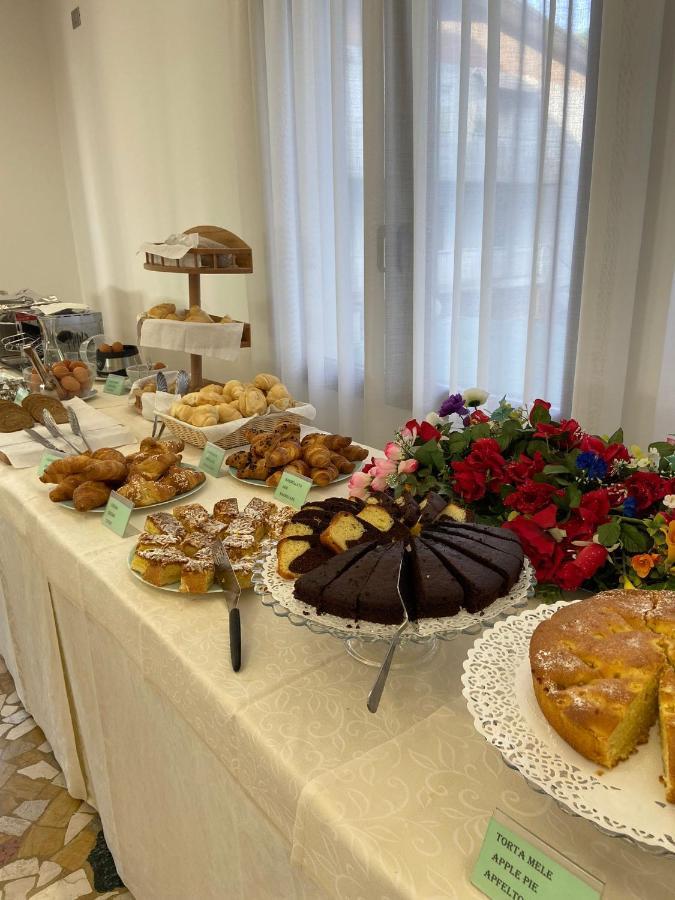 Hotel Linda Caorle Kültér fotó