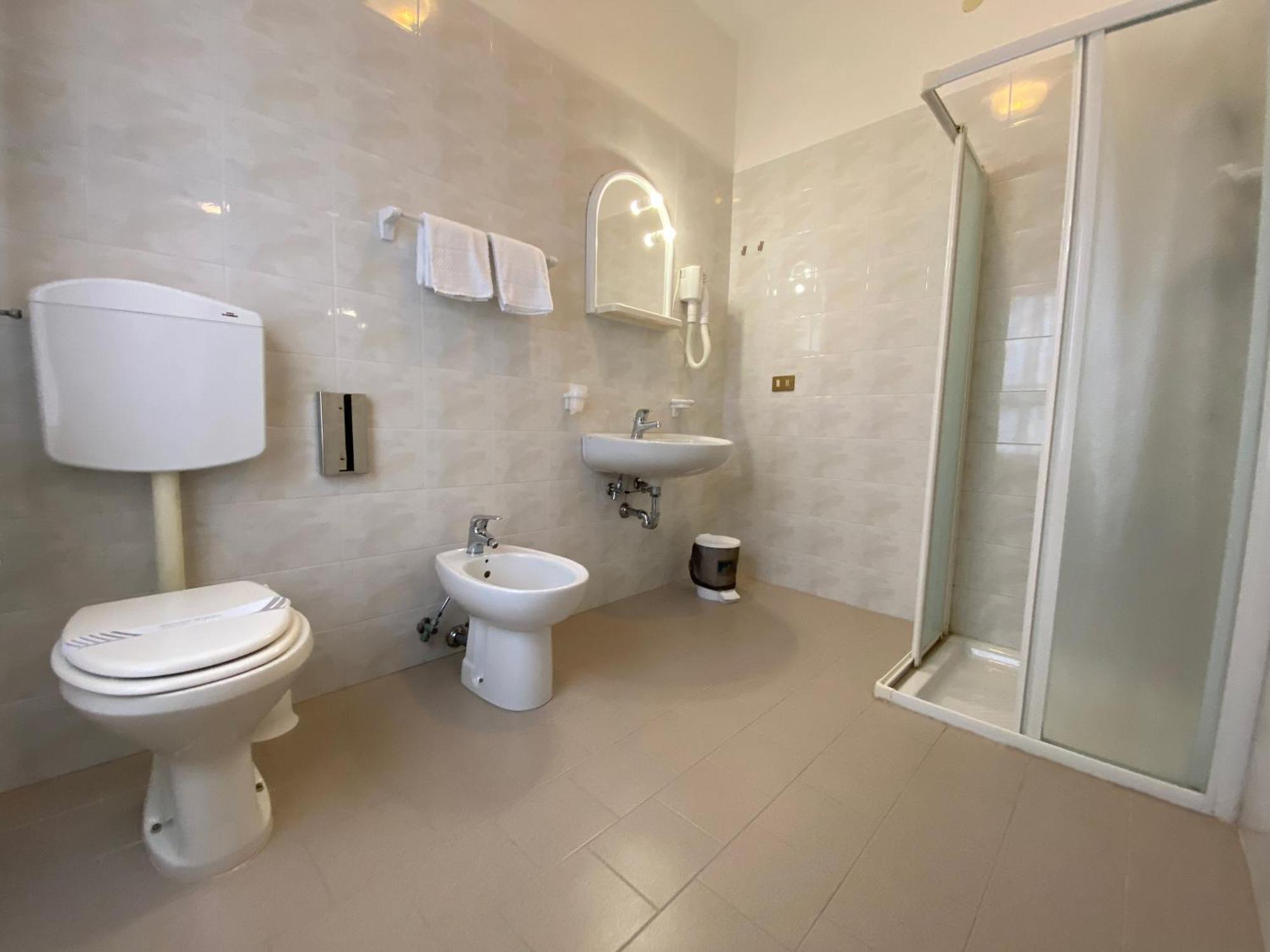 Hotel Linda Caorle Kültér fotó